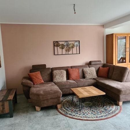 Ferienwohnung Burgblick Pelm ภายนอก รูปภาพ