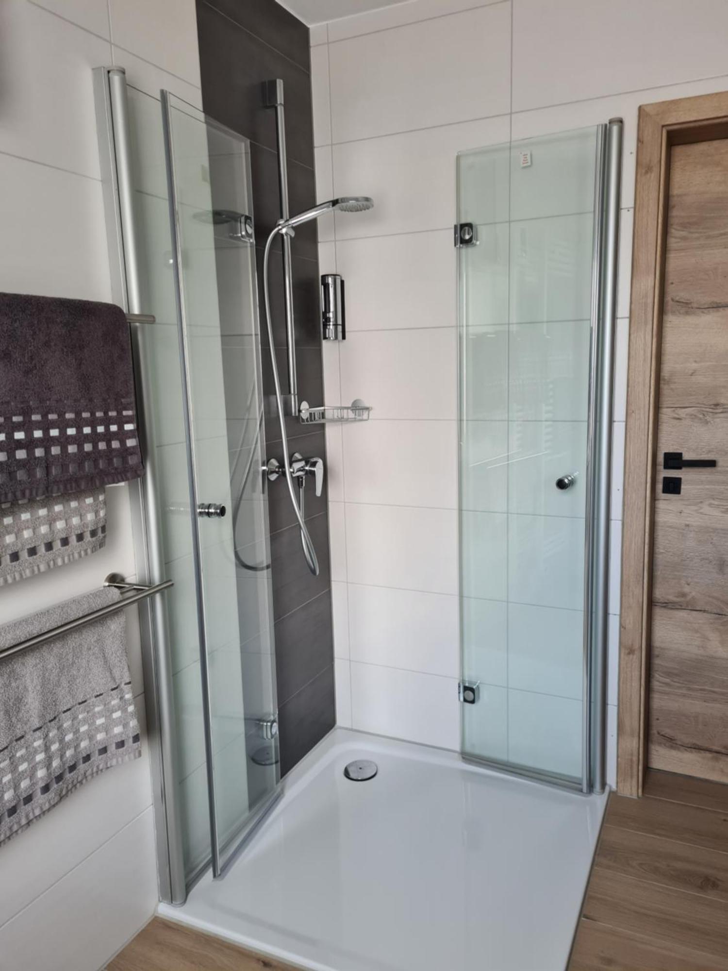 Ferienwohnung Burgblick Pelm ภายนอก รูปภาพ