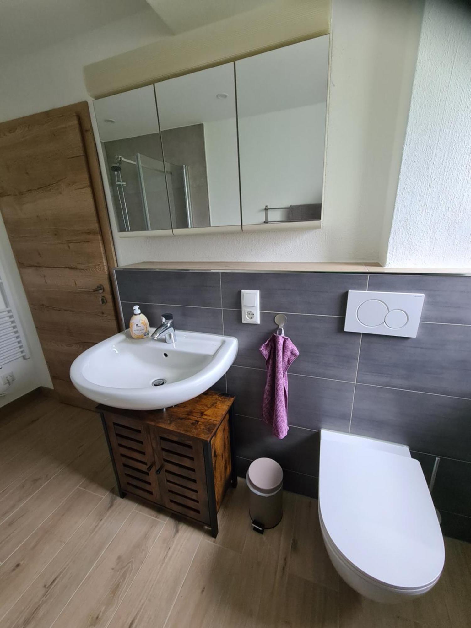 Ferienwohnung Burgblick Pelm ภายนอก รูปภาพ